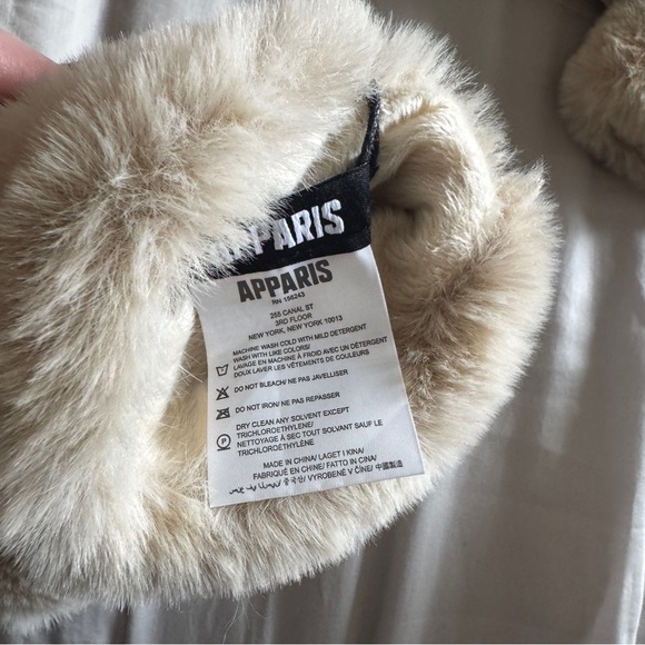 Apparis Faux Fur Fingerless Mittens - Picture 4 of 4